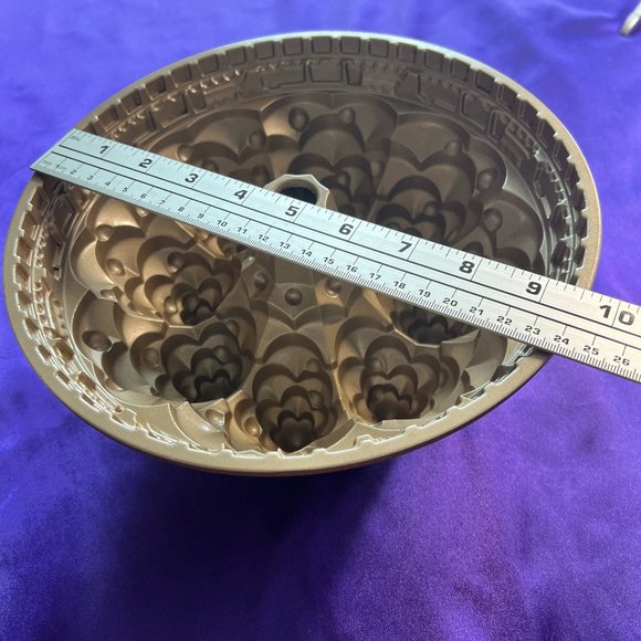 📌NORDIC WARE CHRISTMAS HOME DECOR KITCHEN HOLIDAY TREE BUNDT CAKE PAN - Picture 3 of 10